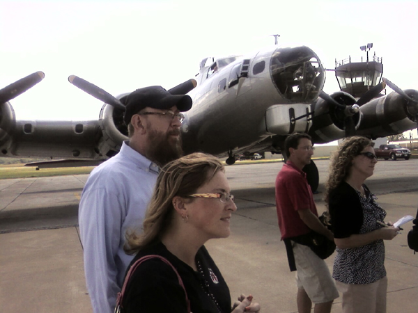 EAA B-17 - Aluminum Overcast